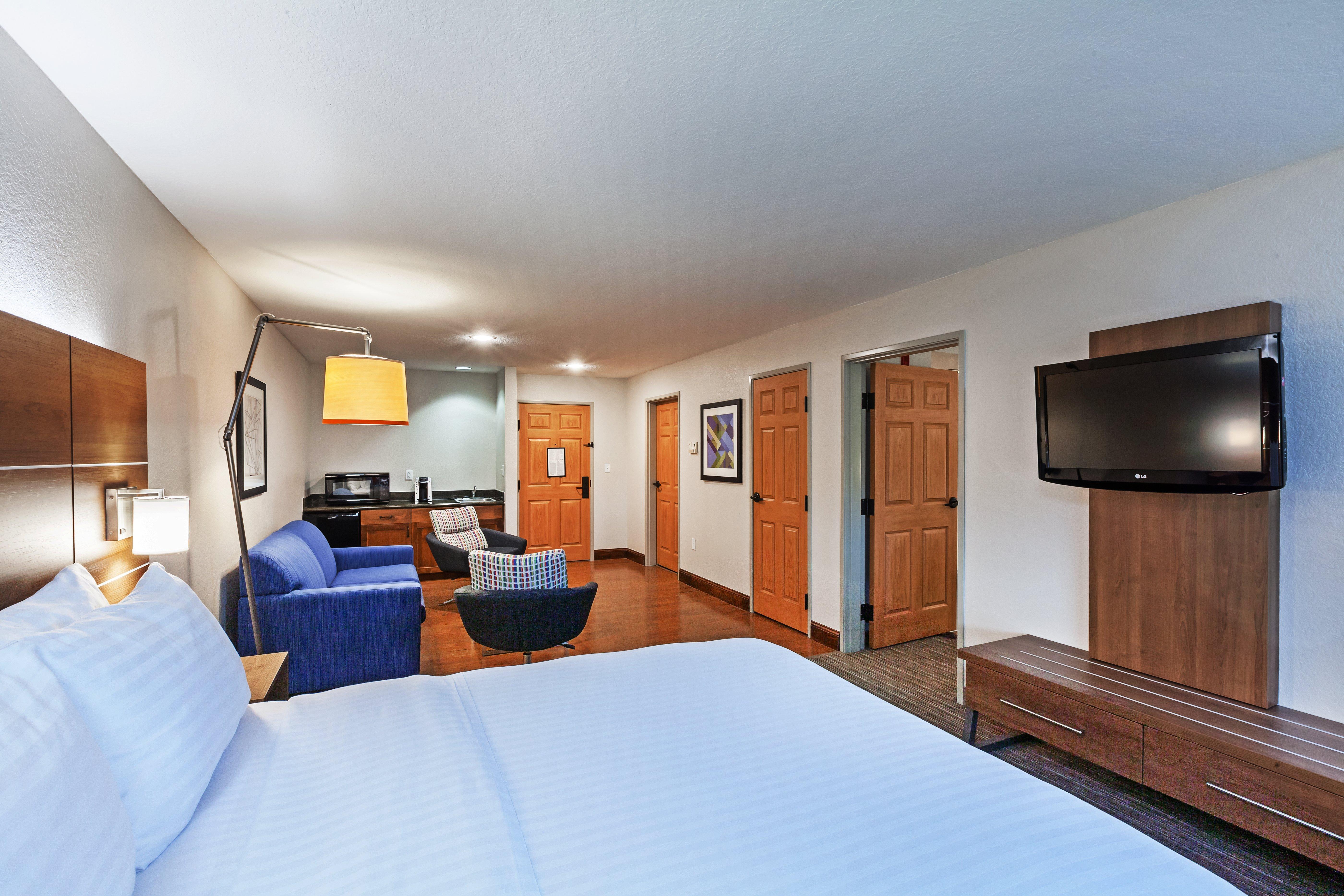 Holiday Inn Express & Suites Tulsa S Broken Arrow Hwy 51 By Ihg Buitenkant foto