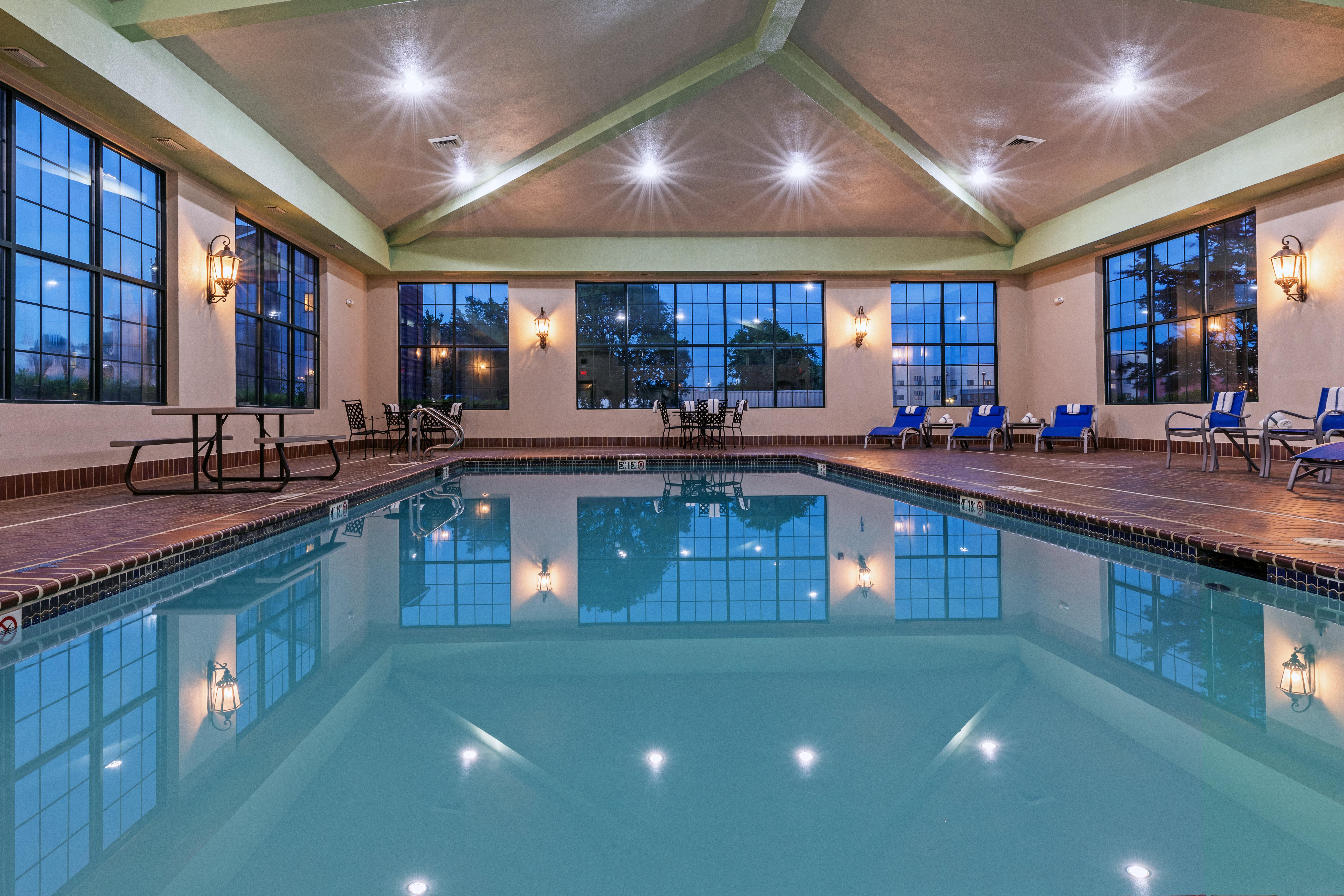 Holiday Inn Express & Suites Tulsa S Broken Arrow Hwy 51 By Ihg Buitenkant foto