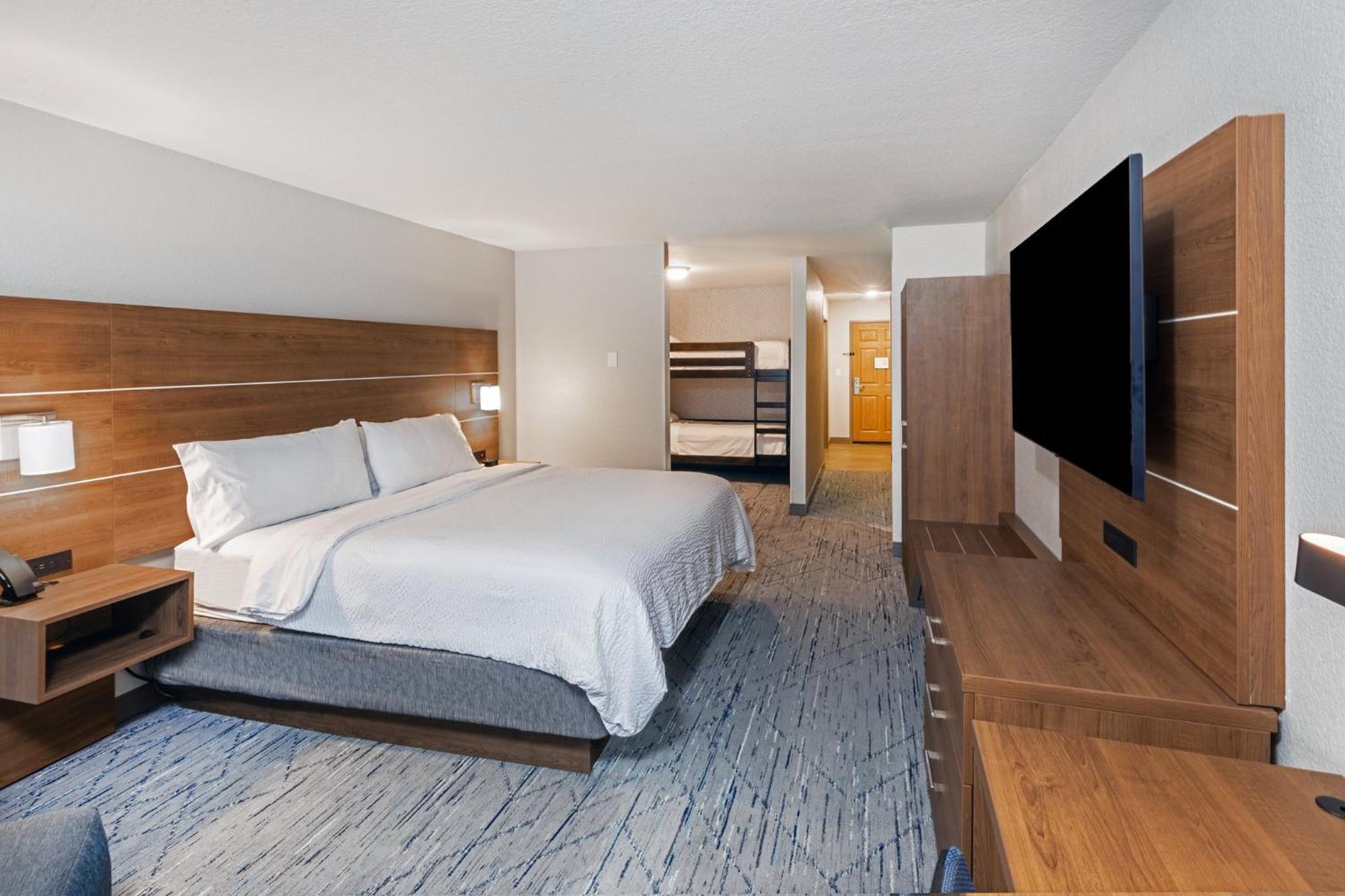 Holiday Inn Express & Suites Tulsa S Broken Arrow Hwy 51 By Ihg Buitenkant foto