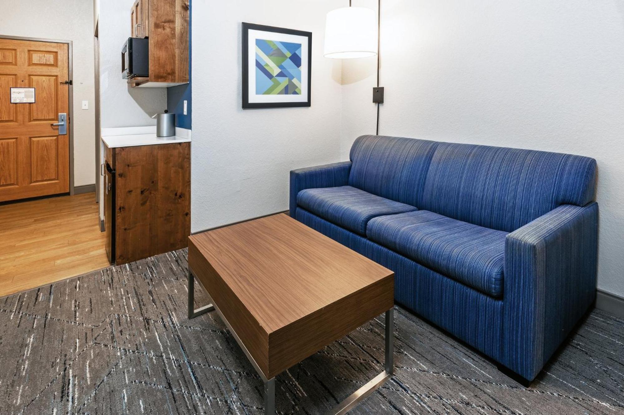 Holiday Inn Express & Suites Tulsa S Broken Arrow Hwy 51 By Ihg Buitenkant foto